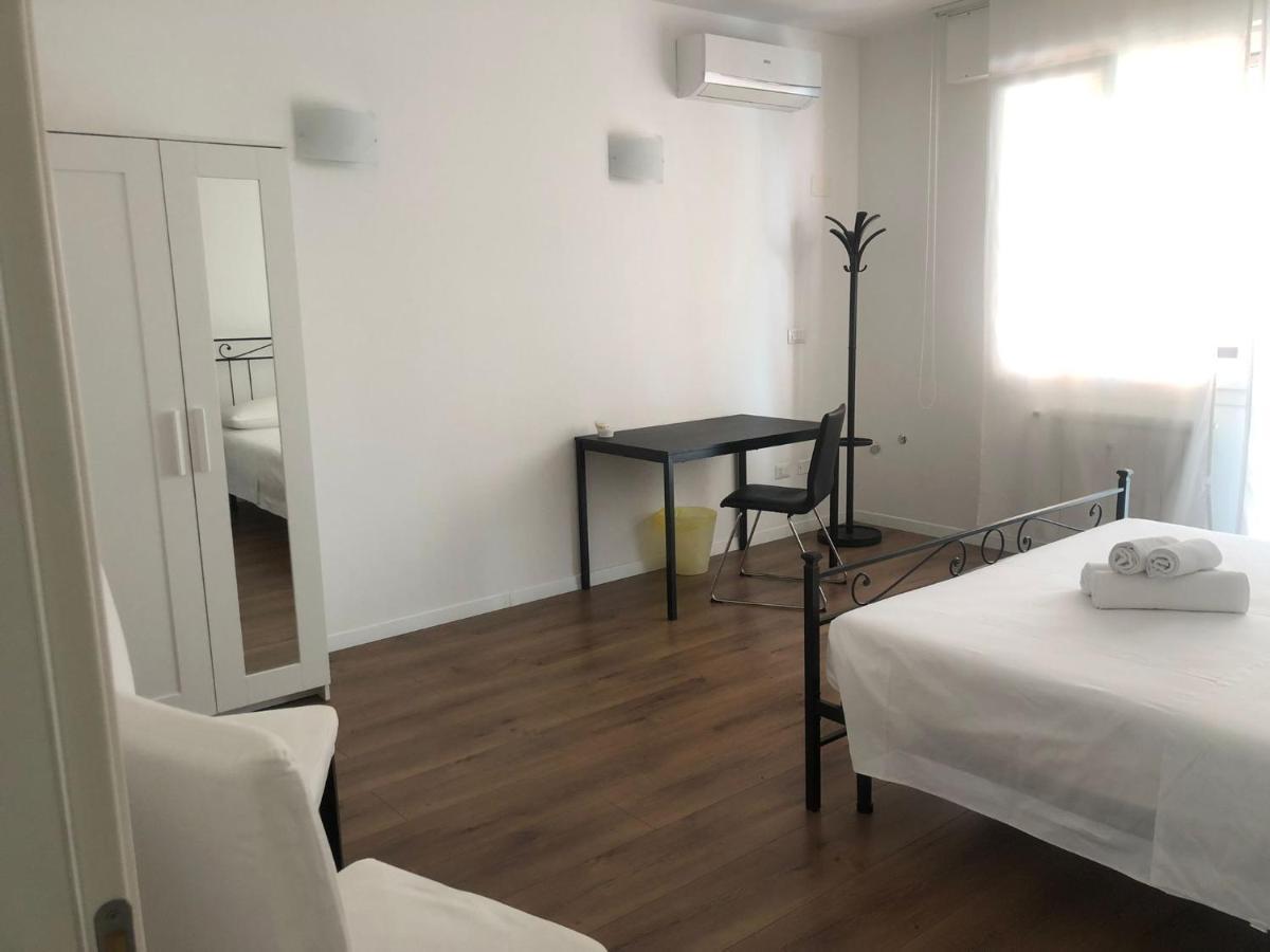 Affittacamere Da Ilaria Sottomarina Exterior foto